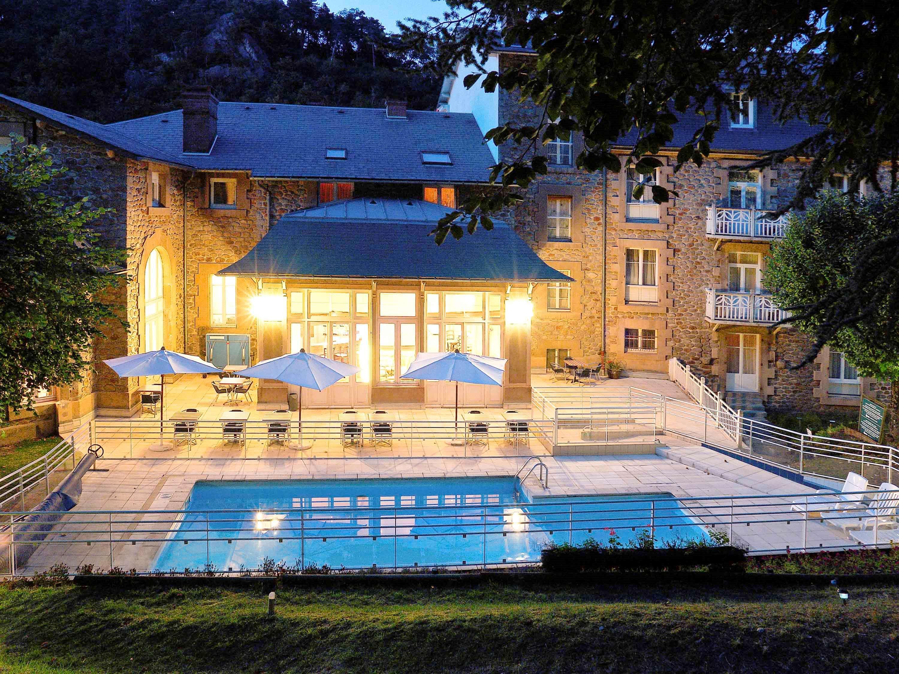 Hotel Mercure Saint-Nectaire Spa & Bien-Etre Exterior foto